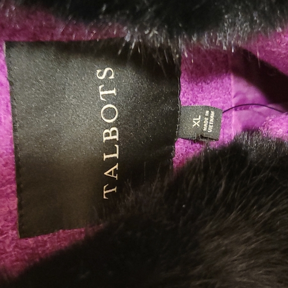 TALBOTS NWT SMALL BRIGHT PURPLE BOUCLE COAT WITH FAUX FUR COLLAR! - Picture 11 of 13